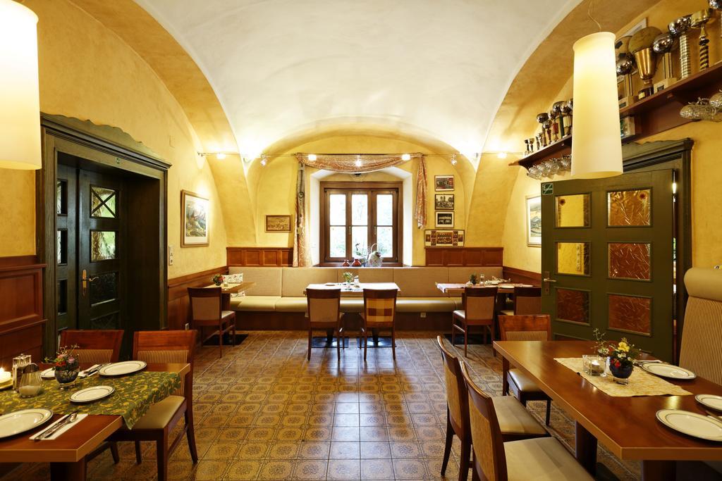 Gasthof Pack "Zur Lebing Au" Hartberg Buitenkant foto