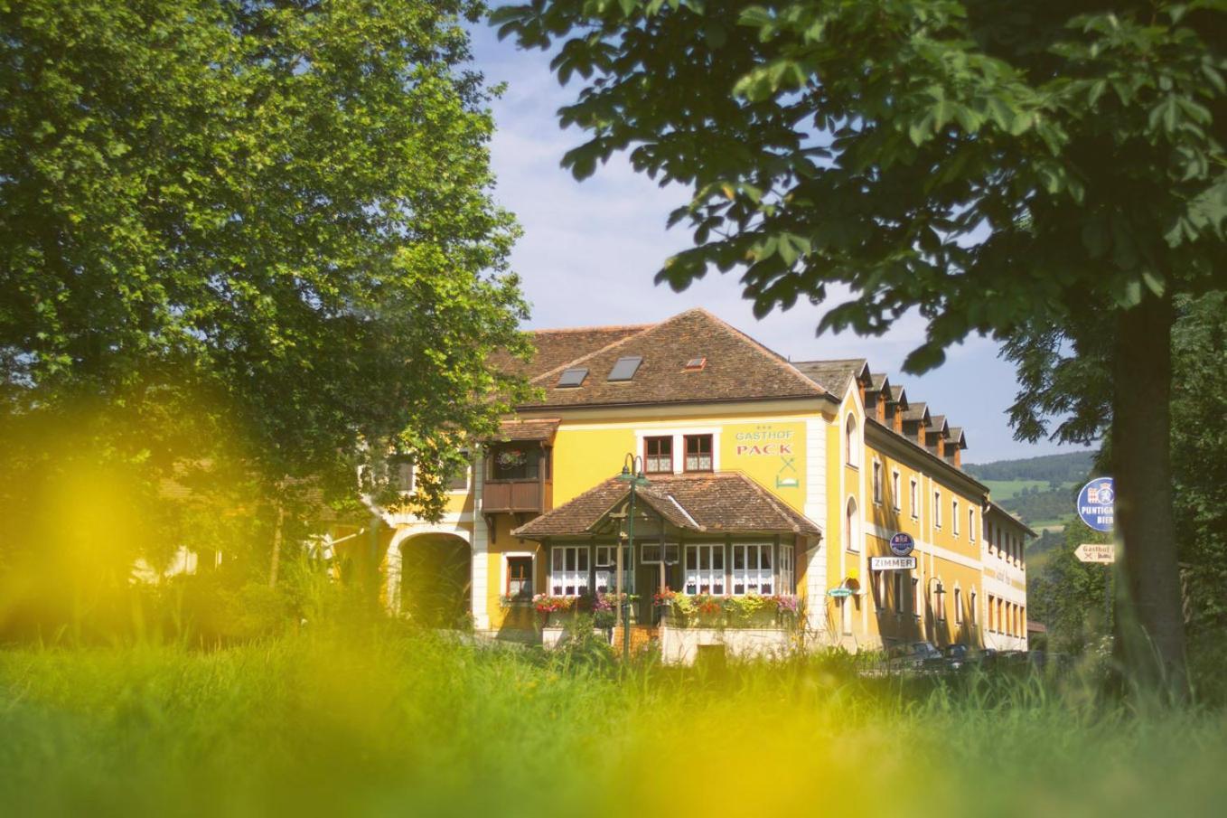 Gasthof Pack "Zur Lebing Au" Hartberg Buitenkant foto