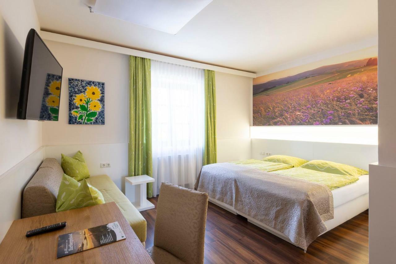 Gasthof Pack "Zur Lebing Au" Hartberg Buitenkant foto